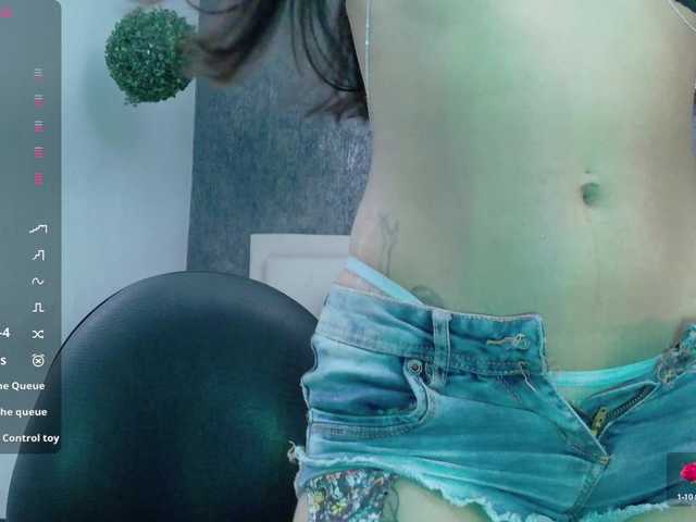 Alondraconnor live cam on BongaCams