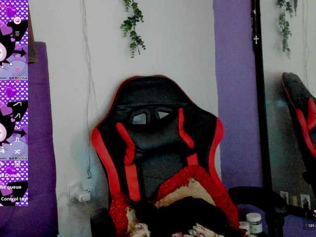 Alondraconnor live cam on BongaCams