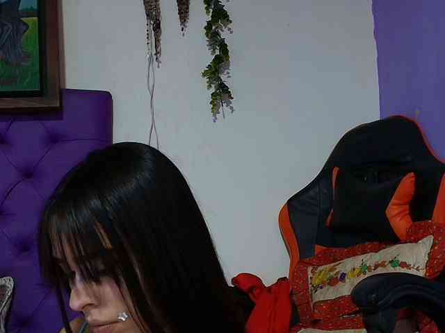 Alondra__connor webcam