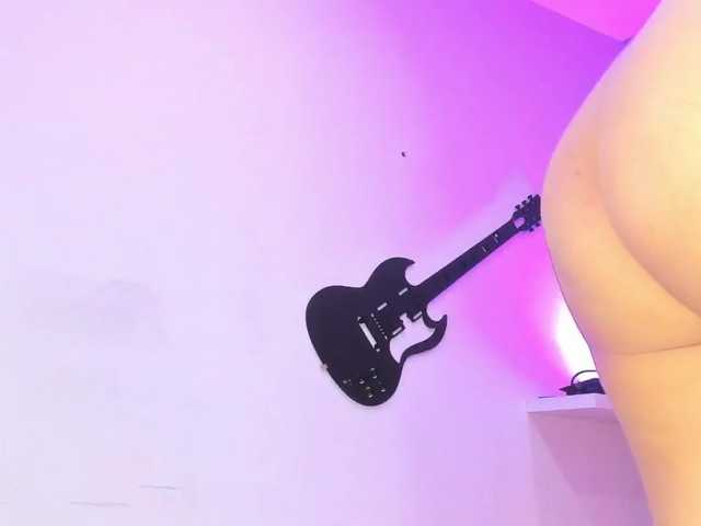sasha-bossa live cam on BongaCams