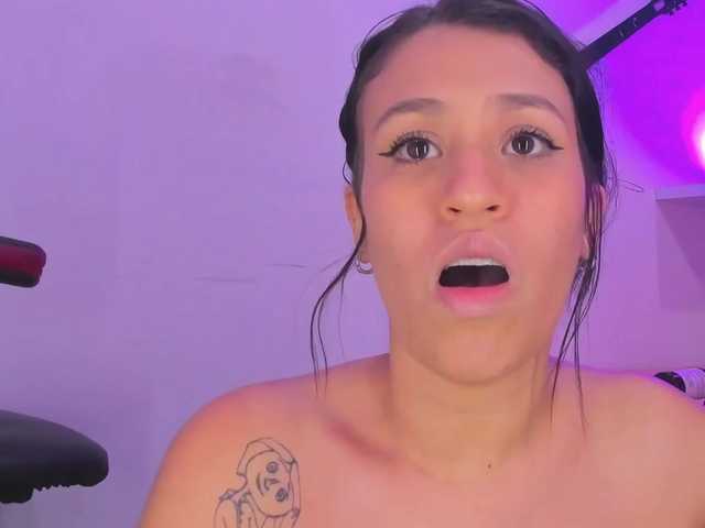 sasha-bossa live cam on BongaCams