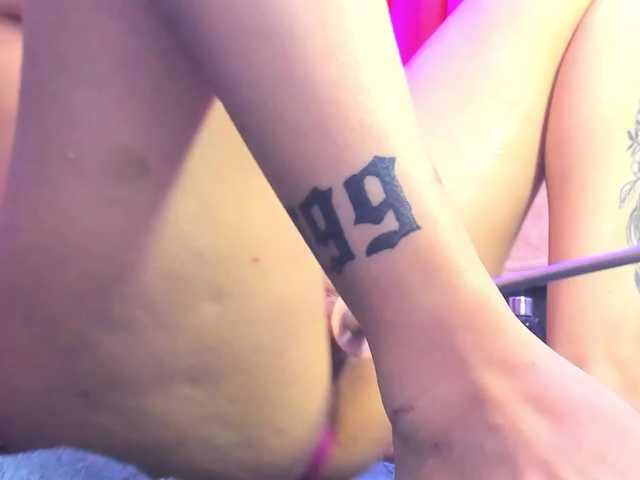 sasha-bossa live cam on BongaCams