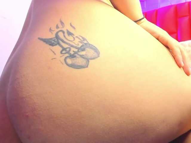 sasha-bossa live cam on BongaCams