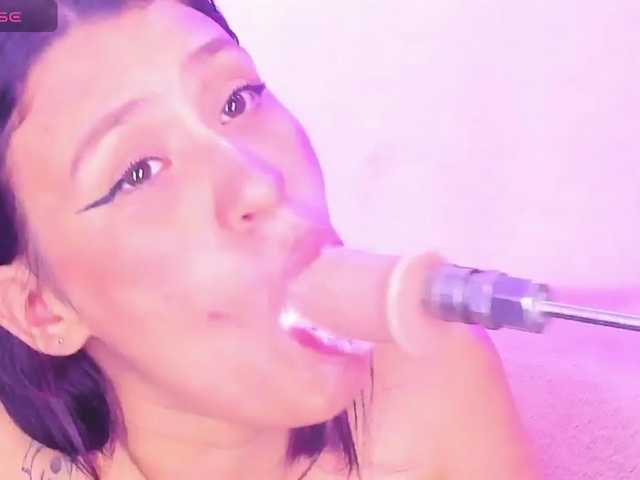 sasha-bossa live cam on BongaCams