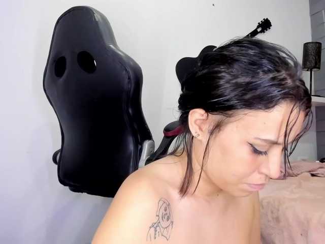sasha-bossa live cam on BongaCams