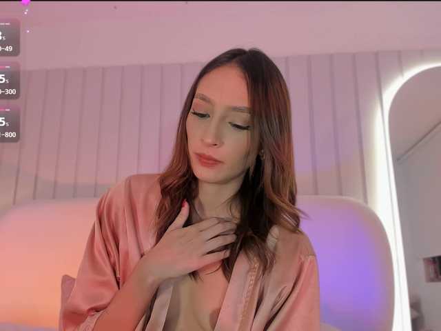 Megan-Holly live webcam show