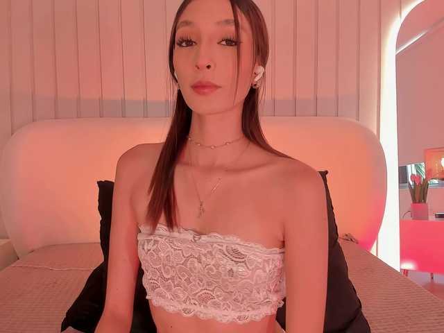 Megan-Holly live cam on BongaCams