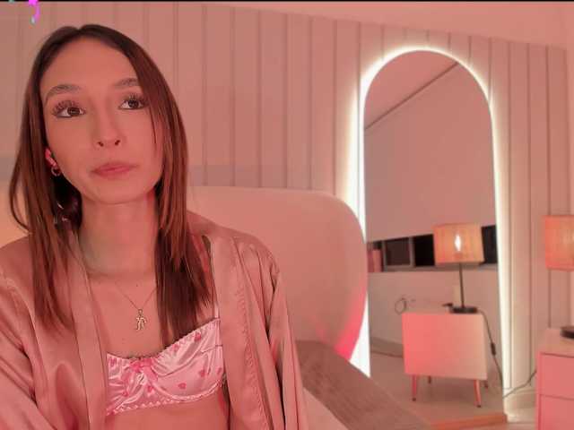 Megan-Holly live cam on BongaCams