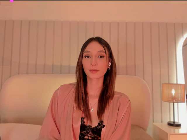 Megan-Holly live cam on BongaCams