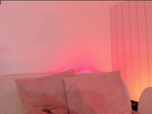 Megan-Holly live cam on BongaCams