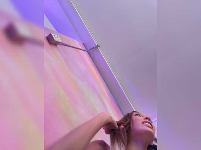 Megan-Holly live cam on BongaCams