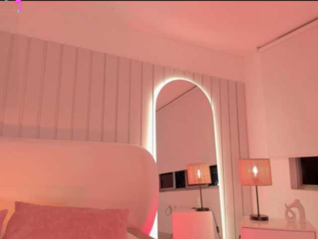 Megan-Holly live cam on BongaCams