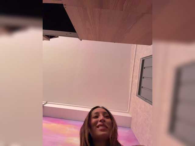 Megan-Holly live cam on BongaCams