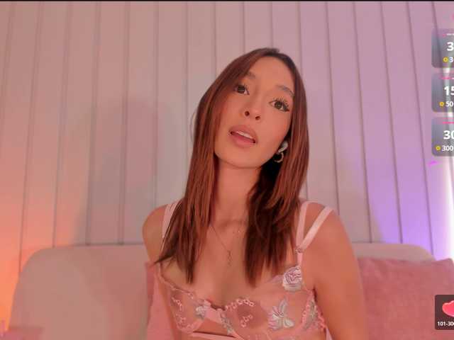 Megan-Holly live cam on BongaCams