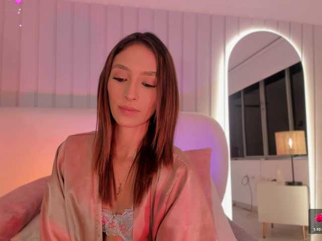 Megan-Holly live webcam show