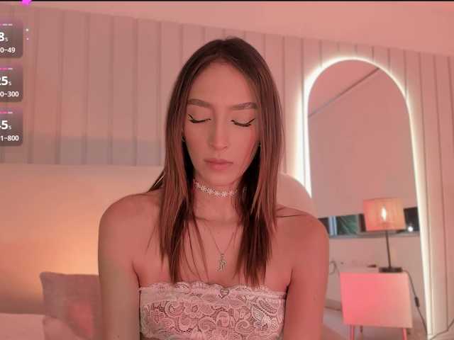 Megan-Holly live cam on BongaCams