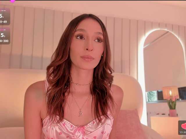 Megan-Holly live cam on BongaCams