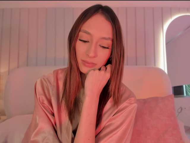 megan-holly live sex show