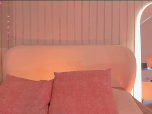 Megan-Holly live cam on BongaCams
