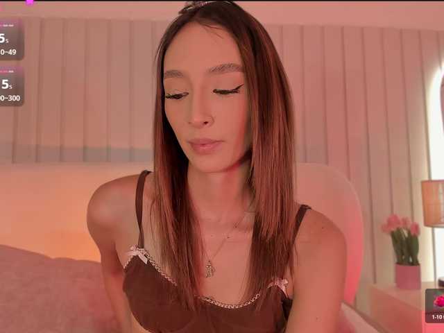 Megan-Holly live cam on BongaCams