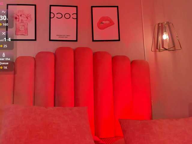 Megan-Holly live cam on BongaCams