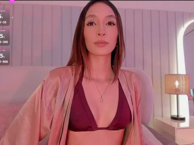 Megan-Holly live cam on BongaCams