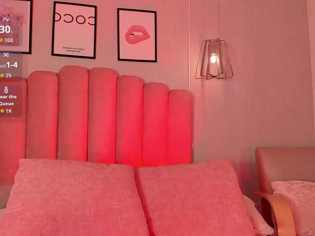 Megan-Holly live cam on BongaCams