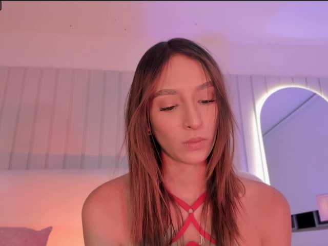 Megan-Holly live cam on BongaCams
