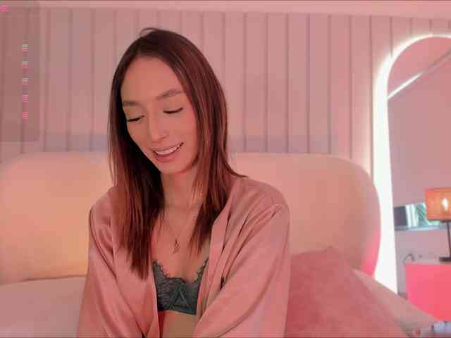 Megan-Holly webcam