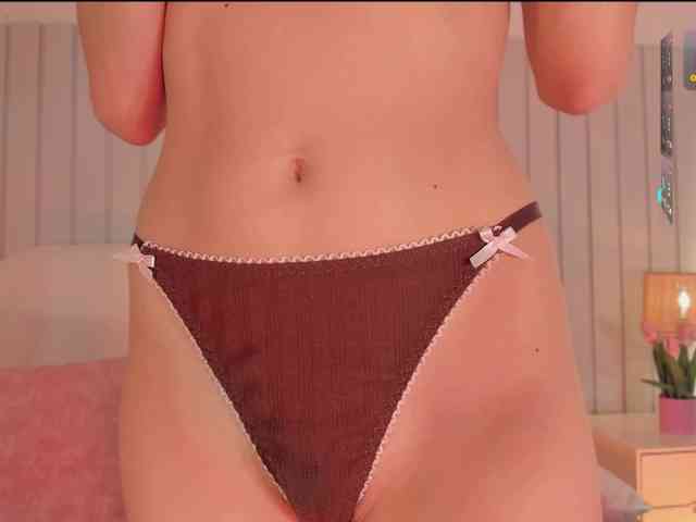 Modelo: Megan-Holly