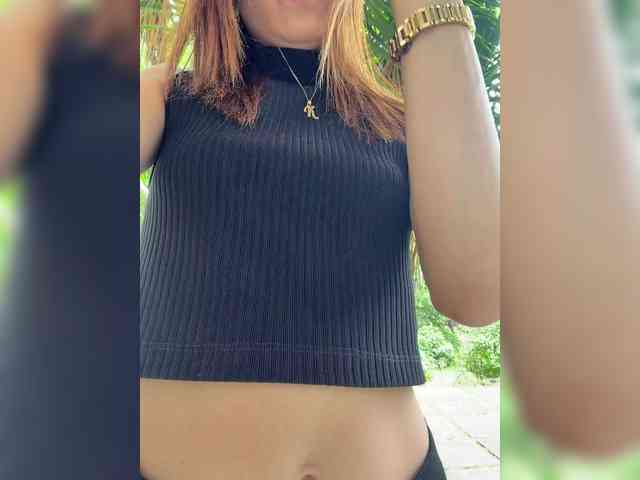 Megan-Holly webcam