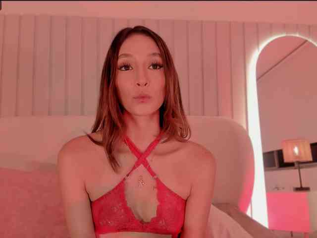 Megan-Holly webcam