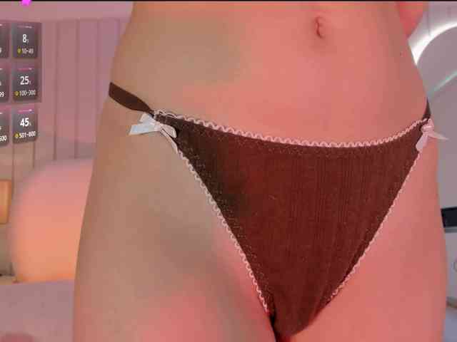 Megan-Holly webcam