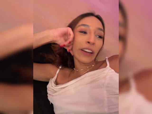 Megan-Holly webcam