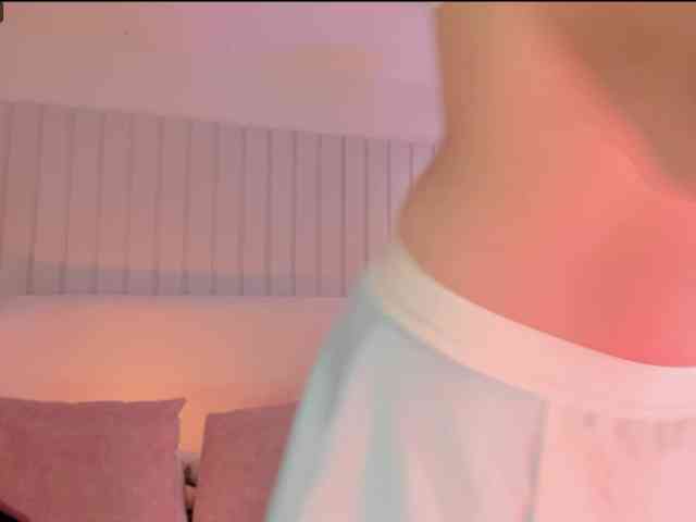 Megan-Holly webcam
