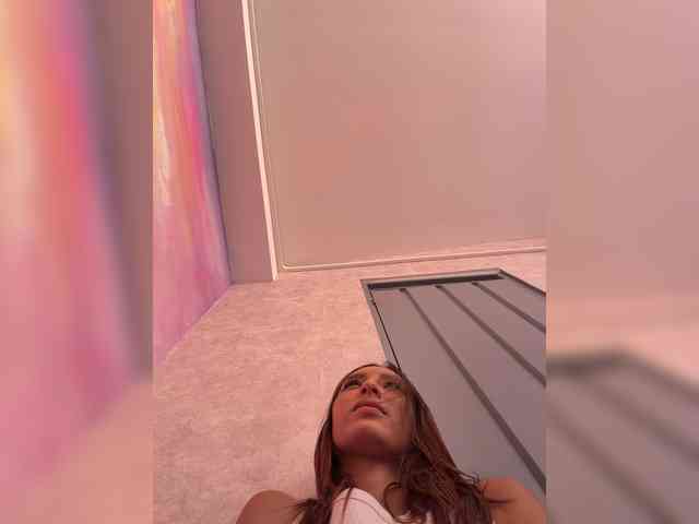 Megan-Holly webcam