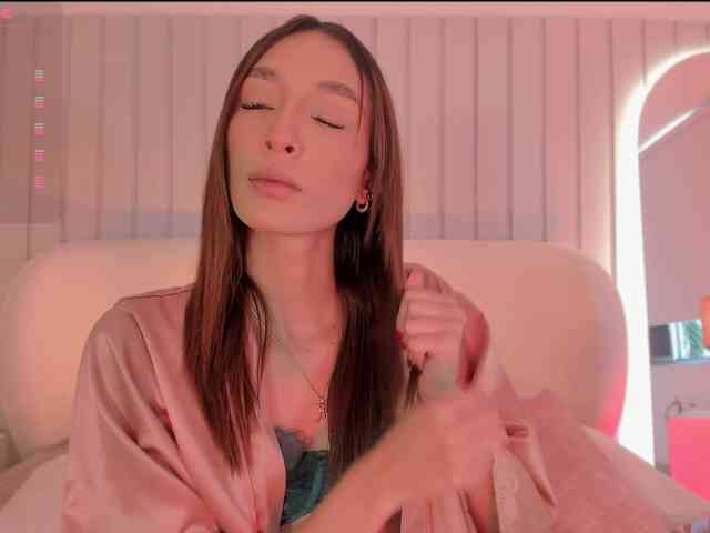 Megan-Holly webcam