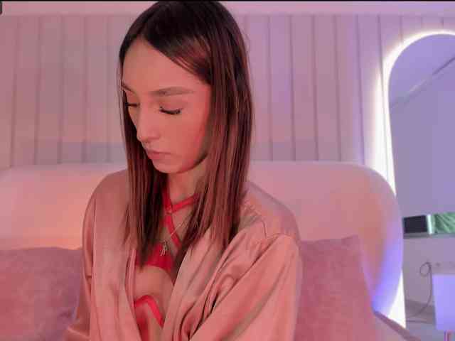 Megan-Holly Live Webcam on BongaCams