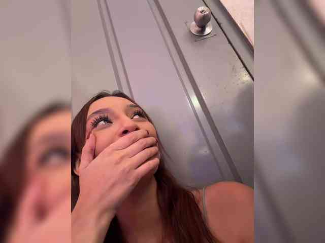 Megan-Holly webcam