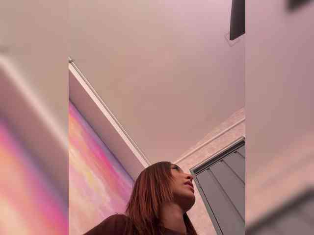 Megan-Holly webcam