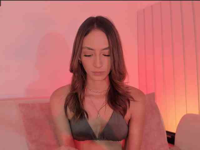 Megan-Holly webcam