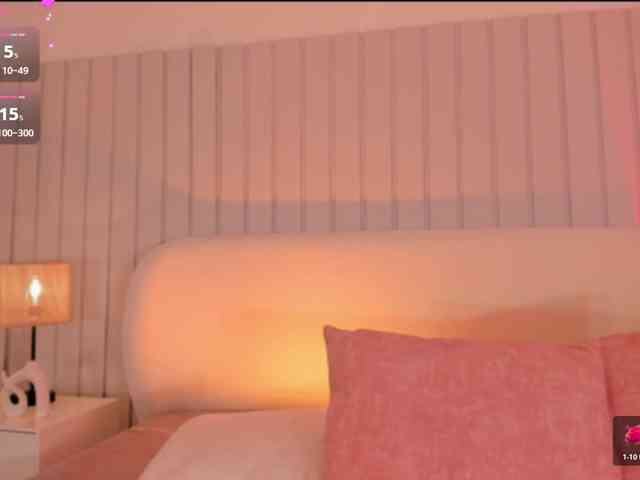Megan-Holly webcam