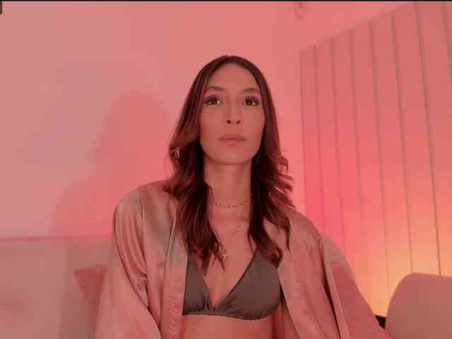 Megan-Holly webcam