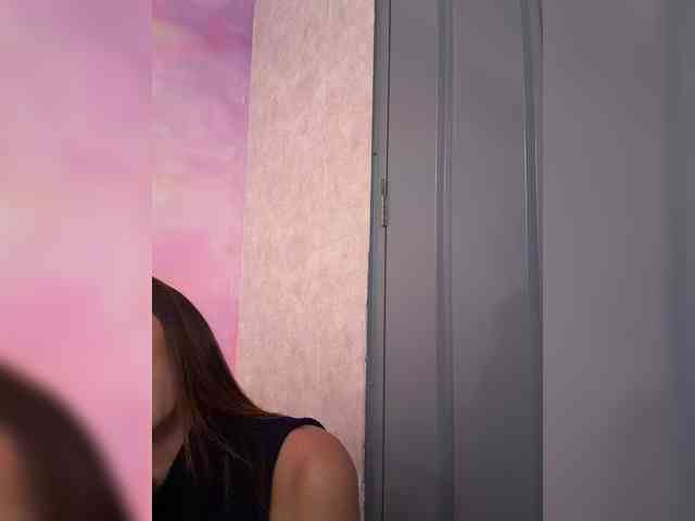 Megan-Holly webcam
