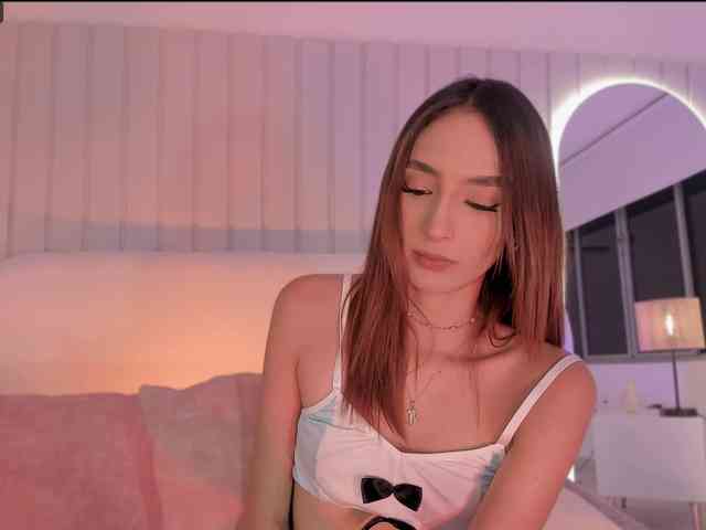Megan-Holly webcam