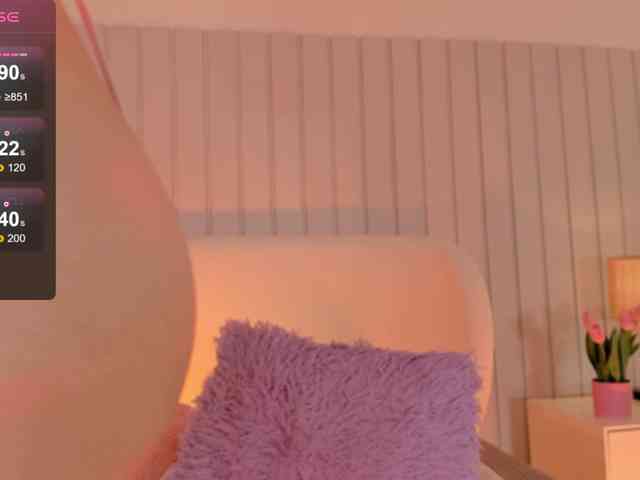 Megan-Holly webcam