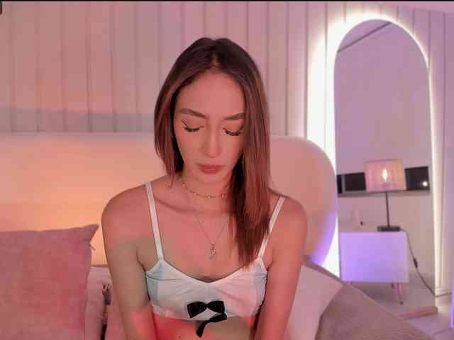 Megan-Holly webcam