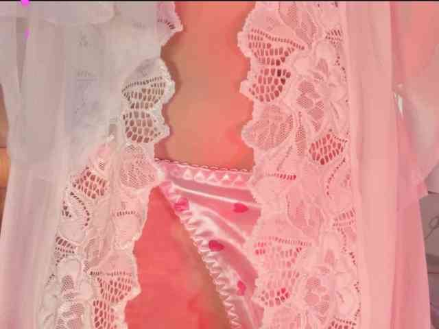 Megan-Holly webcam