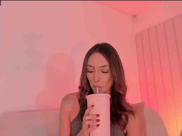 Megan-Holly Megan-Holly