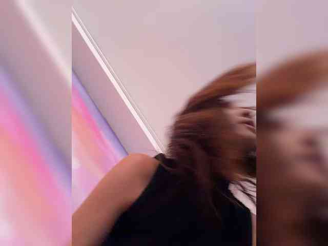 Megan-Holly webcam
